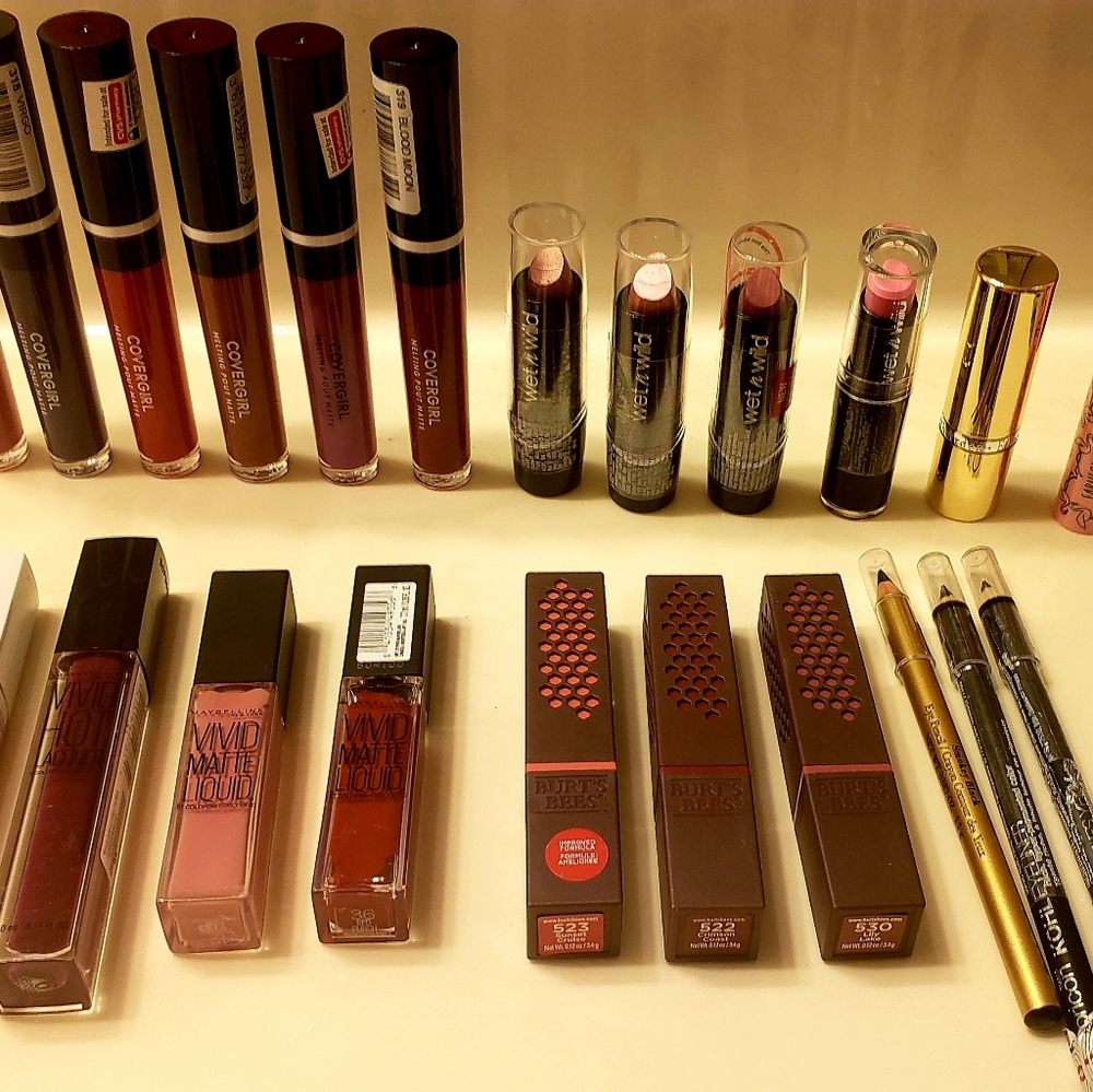 Lip and Eye Makeup Bundle (Maybelline etc.) - Picture 1 of 9